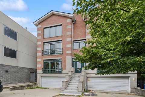 Photo of 919 N Willard Court #1N, Chicago, IL 60642 (MLS # 12432318)