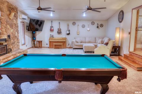 Tiny photo for 2036 SPRUCE Street, Murphysboro, IL 62966 (MLS # EB460338)