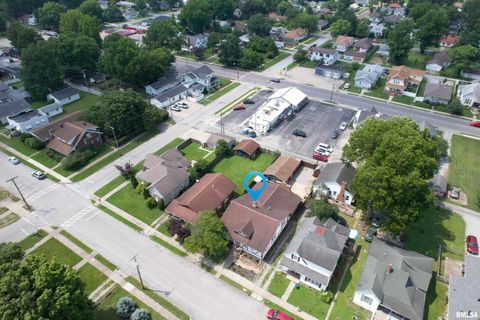 Tiny photo for 2036 SPRUCE Street, Murphysboro, IL 62966 (MLS # EB460338)