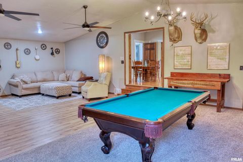 Tiny photo for 2036 SPRUCE Street, Murphysboro, IL 62966 (MLS # EB460338)