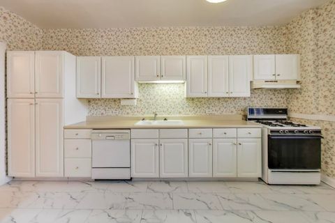 Tiny photo for 5008 S Dorchester Avenue #3, Chicago, IL 60615 (MLS # 12540292)