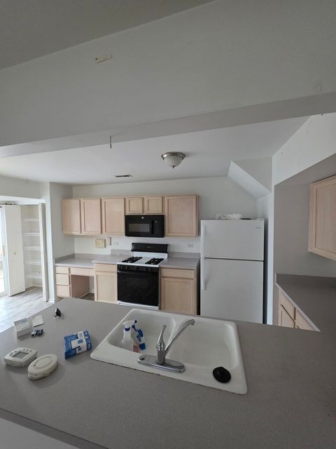 Tiny photo for 1066 FOUR SEASONS Boulevard, Aurora, IL 60504 (MLS # 12535533)