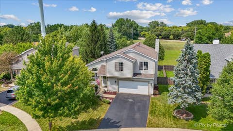 Tiny photo for 1041 Noelle Bend, Lake In The Hills, IL 60156 (MLS # 12718614)