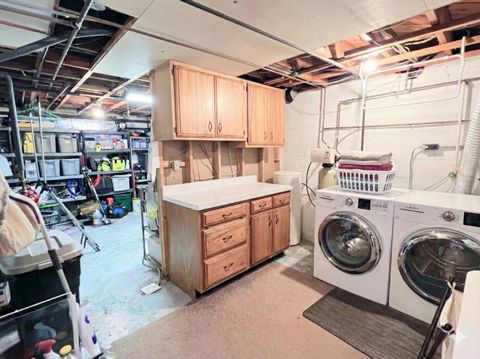 Tiny photo for 2037 Clinton Street, Rockford, IL 61103 (MLS # 12545586)