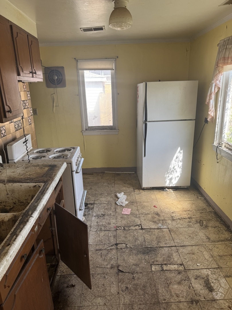 10314 S Millard Avenue