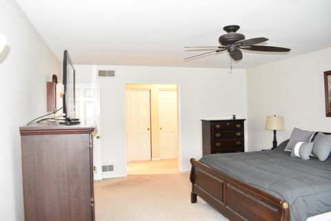 Tiny photo for 175 Hilltop Avenue, Barrington, IL 60010 (MLS # 12627427)