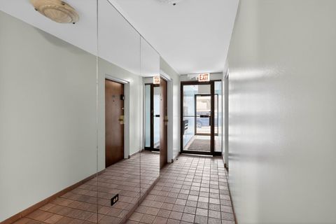 Tiny photo for 3131 Oak Park Avenue #2B, Berwyn, IL 60402 (MLS # 12548564)