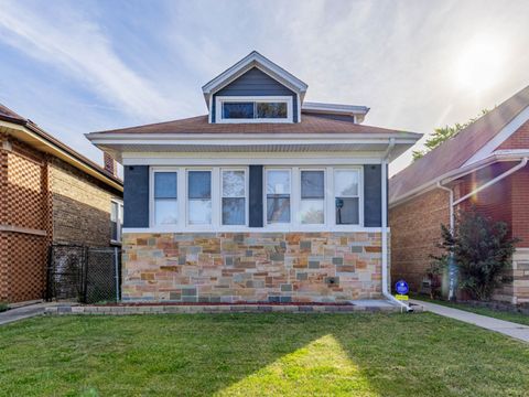 Photo of 7755 S Wolcott Avenue, Chicago, IL 60620 (MLS # 12488821)