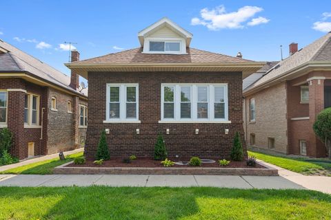 7827 S Calumet Avenue Chicago IL 60619