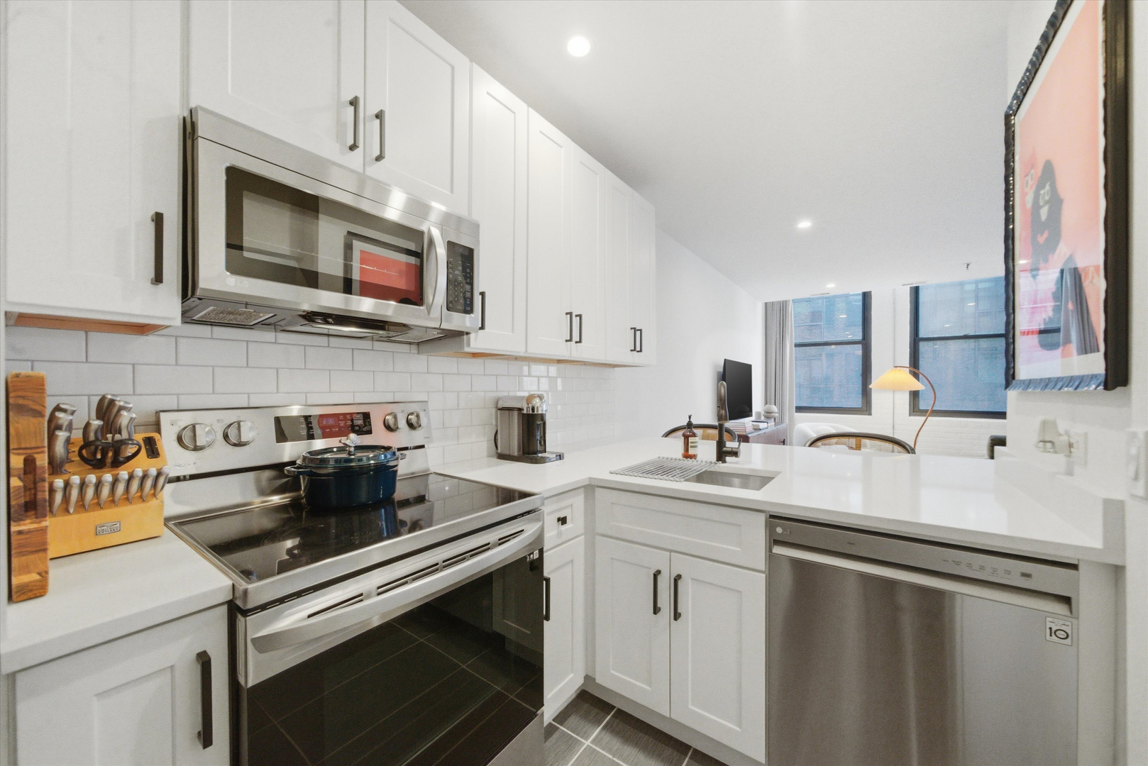 680 S Federal Street 807