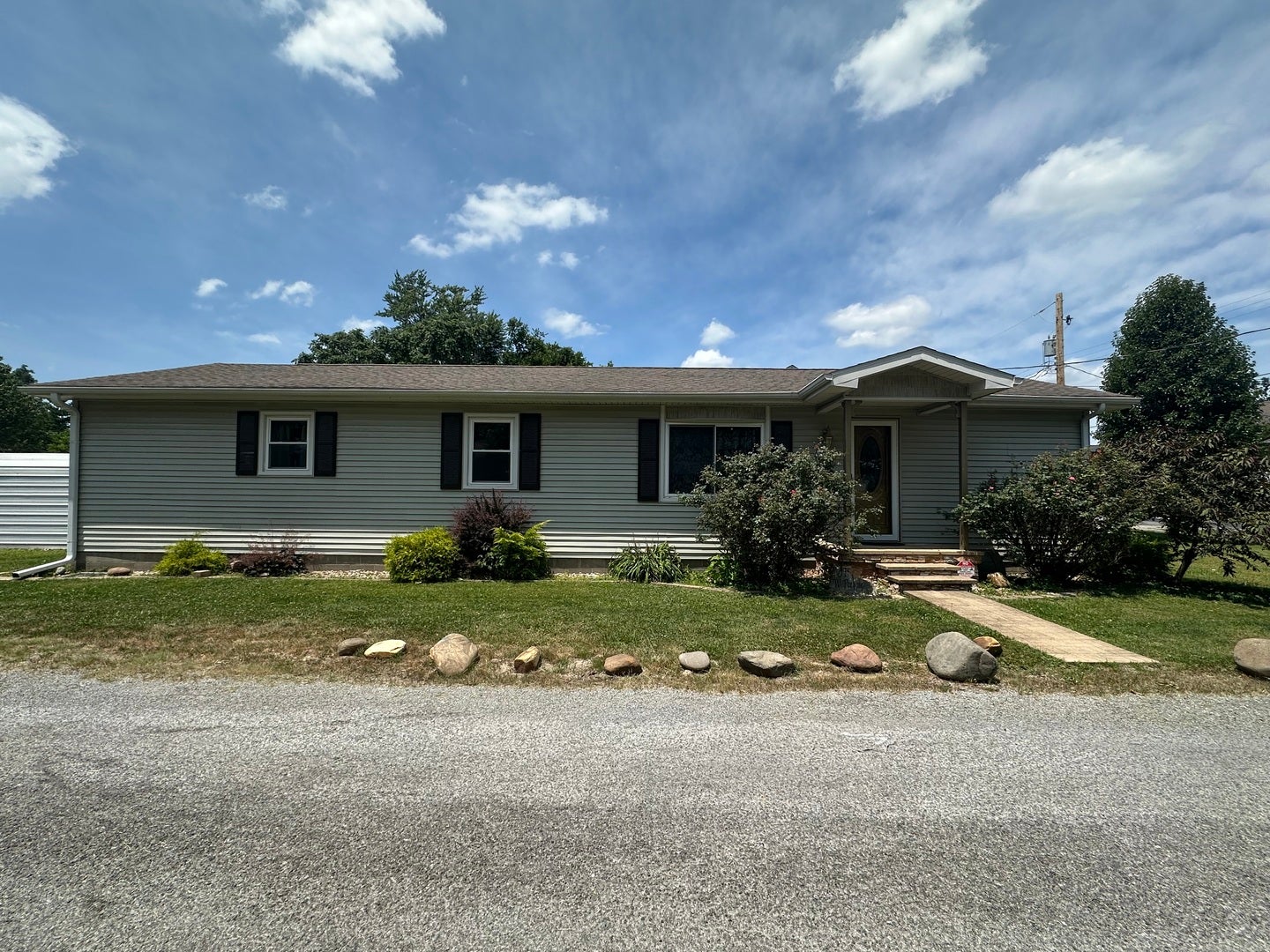 401 W Perrine Street