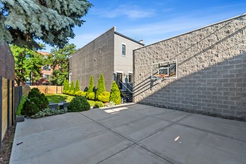Tiny photo for 904 S Miller Street, Chicago, IL 60607 (MLS # 12688097)