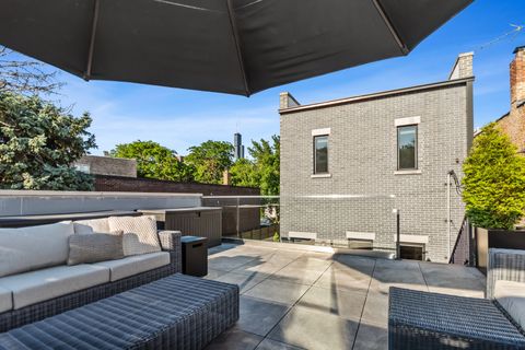 Tiny photo for 904 S Miller Street, Chicago, IL 60607 (MLS # 12688097)