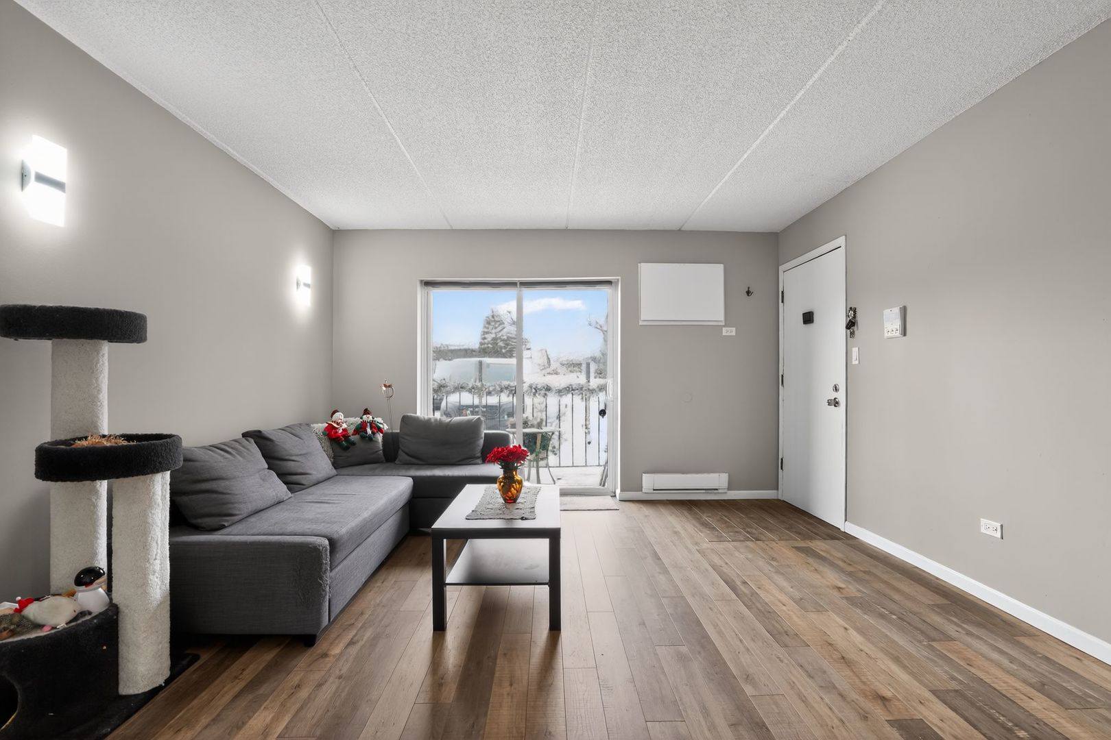 971 N Rohlwing Road G-B