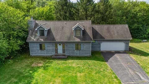 Photo of 13819 Hemmingsen Road, Huntley, IL 60142 (MLS # 12724042)