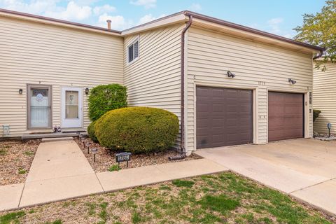 Photo of 1715 King Drive #C, Normal, IL 61761 (MLS # 12616256)