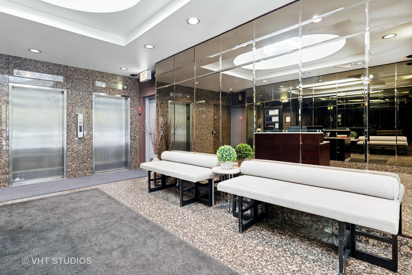 40 E Cedar Street 8CD