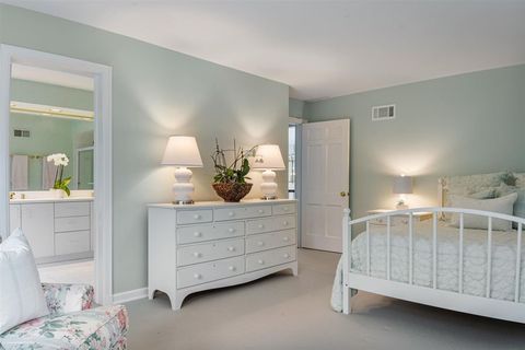 Tiny photo for 145 Woodley Road, Winnetka, IL 60093 (MLS # 12542155)