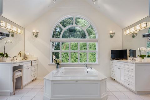 Tiny photo for 145 Woodley Road, Winnetka, IL 60093 (MLS # 12542155)