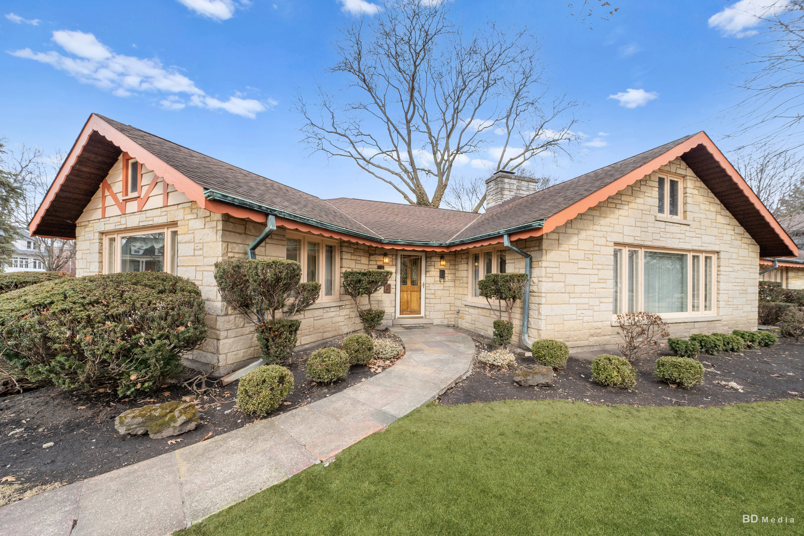 326 Evelyn Road