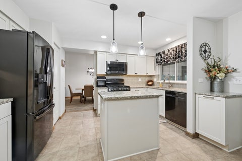 Tiny photo for 606 Arlington Lane, South Elgin, IL 60177 (MLS # 12661690)
