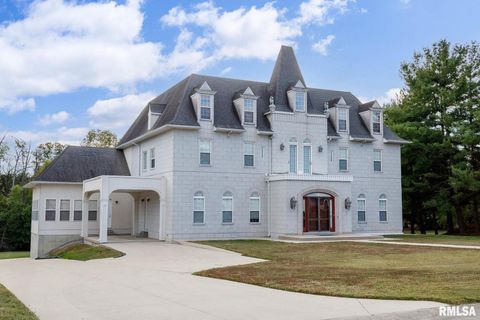 Tiny photo for 12 Clear Lake Drive, Centralia, IL 62801 (MLS # EB460184)