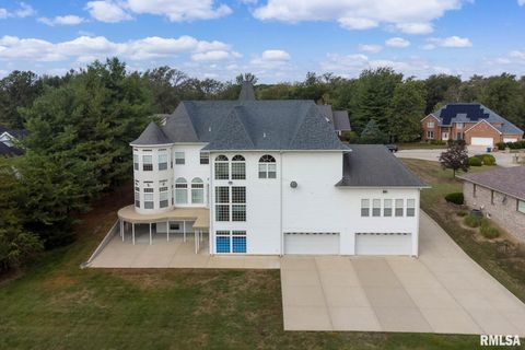 Tiny photo for 12 Clear Lake Drive, Centralia, IL 62081 (MLS # EB460184)