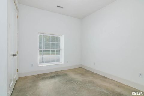 Tiny photo for 12 Clear Lake Drive, Centralia, IL 62801 (MLS # EB460184)