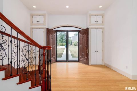 Tiny photo for 12 Clear Lake Drive, Centralia, IL 62801 (MLS # EB460184)