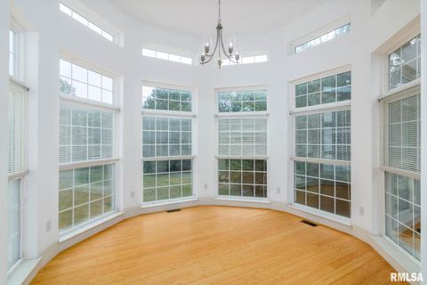 Tiny photo for 12 Clear Lake Drive, Centralia, IL 62801 (MLS # EB460184)