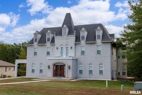 Tiny photo for 12 Clear Lake Drive, Centralia, IL 62801 (MLS # EB460184)