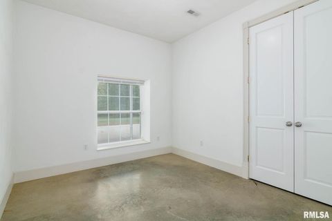 Tiny photo for 12 Clear Lake Drive, Centralia, IL 62801 (MLS # EB460184)