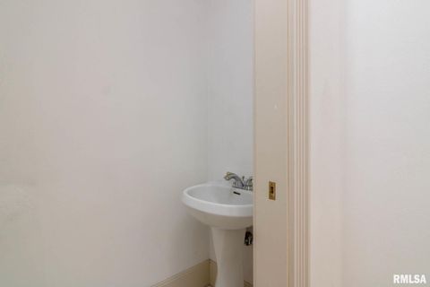 Tiny photo for 12 Clear Lake Drive, Centralia, IL 62081 (MLS # EB460184)