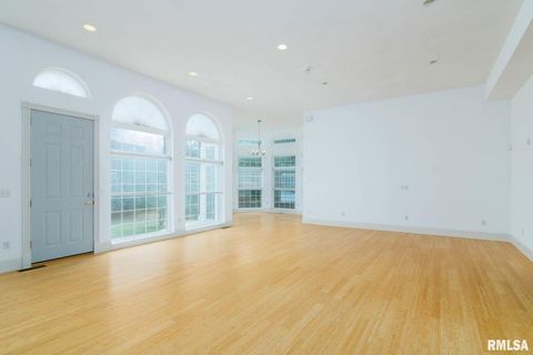 Tiny photo for 12 Clear Lake Drive, Centralia, IL 62801 (MLS # EB460184)