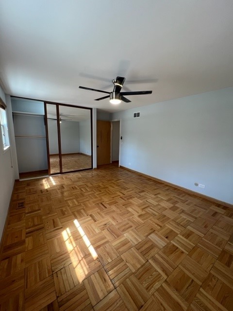 Glenview, Illinois 60026, United States, 3 Bedrooms Bedrooms, ,3 BathroomsBathrooms,Residential,Active,240403