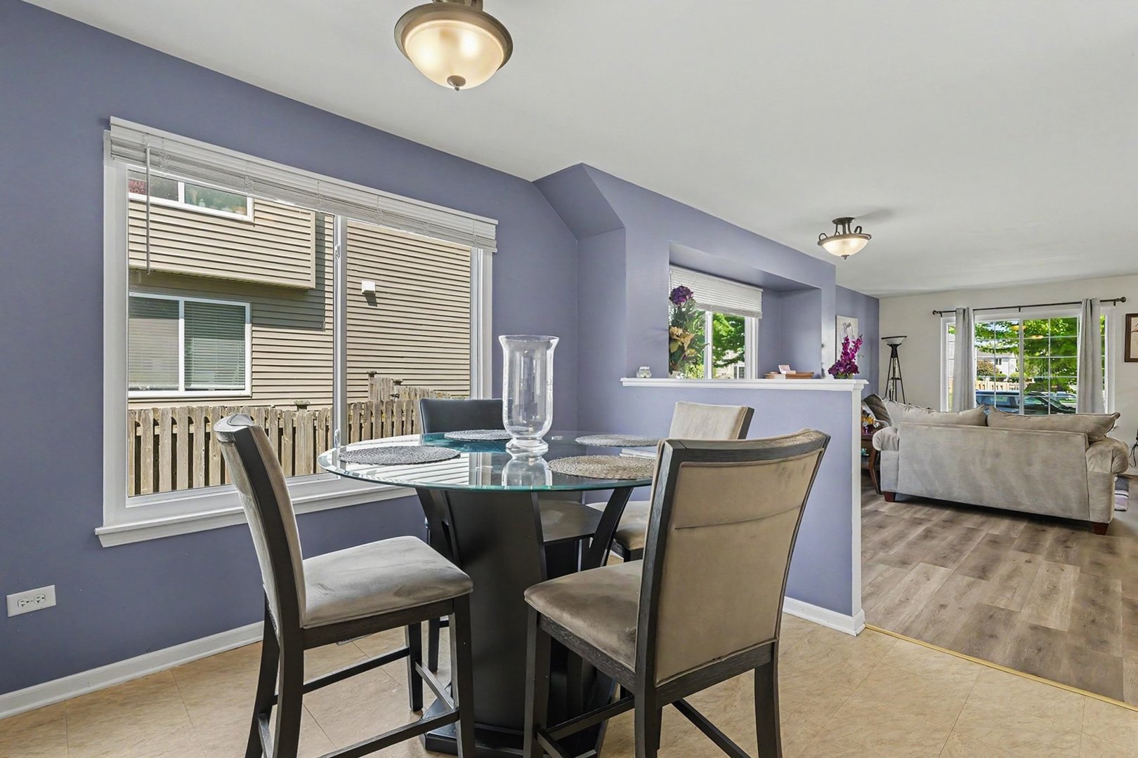 2913 Meadowview Lane