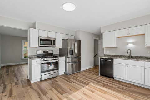 Tiny photo for 852 Colonial Drive #E, Wheeling, IL 60090 (MLS # 12736542)