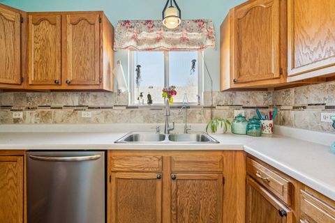 Tiny photo for 43144 N Lake Avenue, Antioch, IL 60002 (MLS # 12608149)