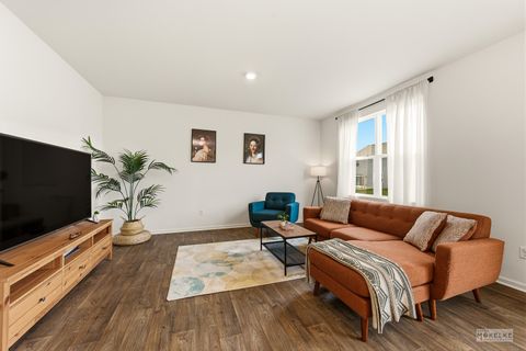 Tiny photo for 2643 Seeley Street, Yorkville, IL 60560 (MLS # 12608123)