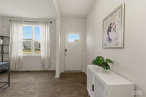 Tiny photo for 2643 Seeley Street, Yorkville, IL 60560 (MLS # 12608123)