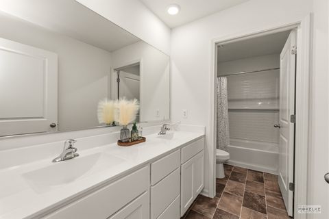 Tiny photo for 2643 Seeley Street, Yorkville, IL 60560 (MLS # 12608123)