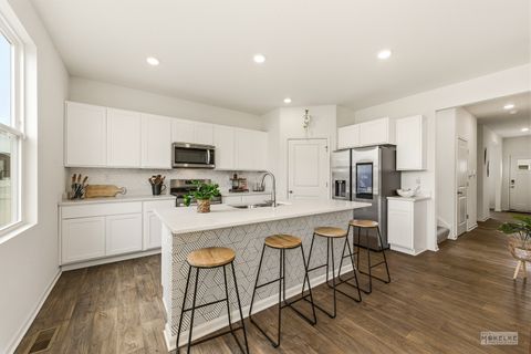 Tiny photo for 2643 Seeley Street, Yorkville, IL 60560 (MLS # 12608123)