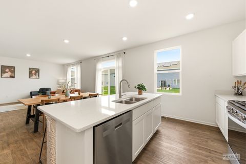 Tiny photo for 2643 Seeley Street, Yorkville, IL 60560 (MLS # 12608123)