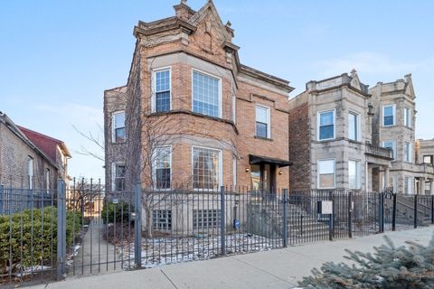 Tiny photo for 3243 W EVERGREEN Street #2, Chicago, IL 60651 (MLS # 12582740)