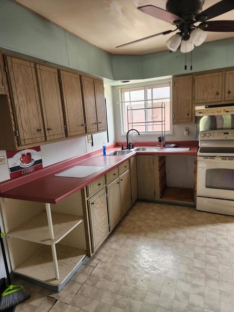 Tiny photo for 1702 19th Avenue, Sterling, IL 61081 (MLS # 12722421)