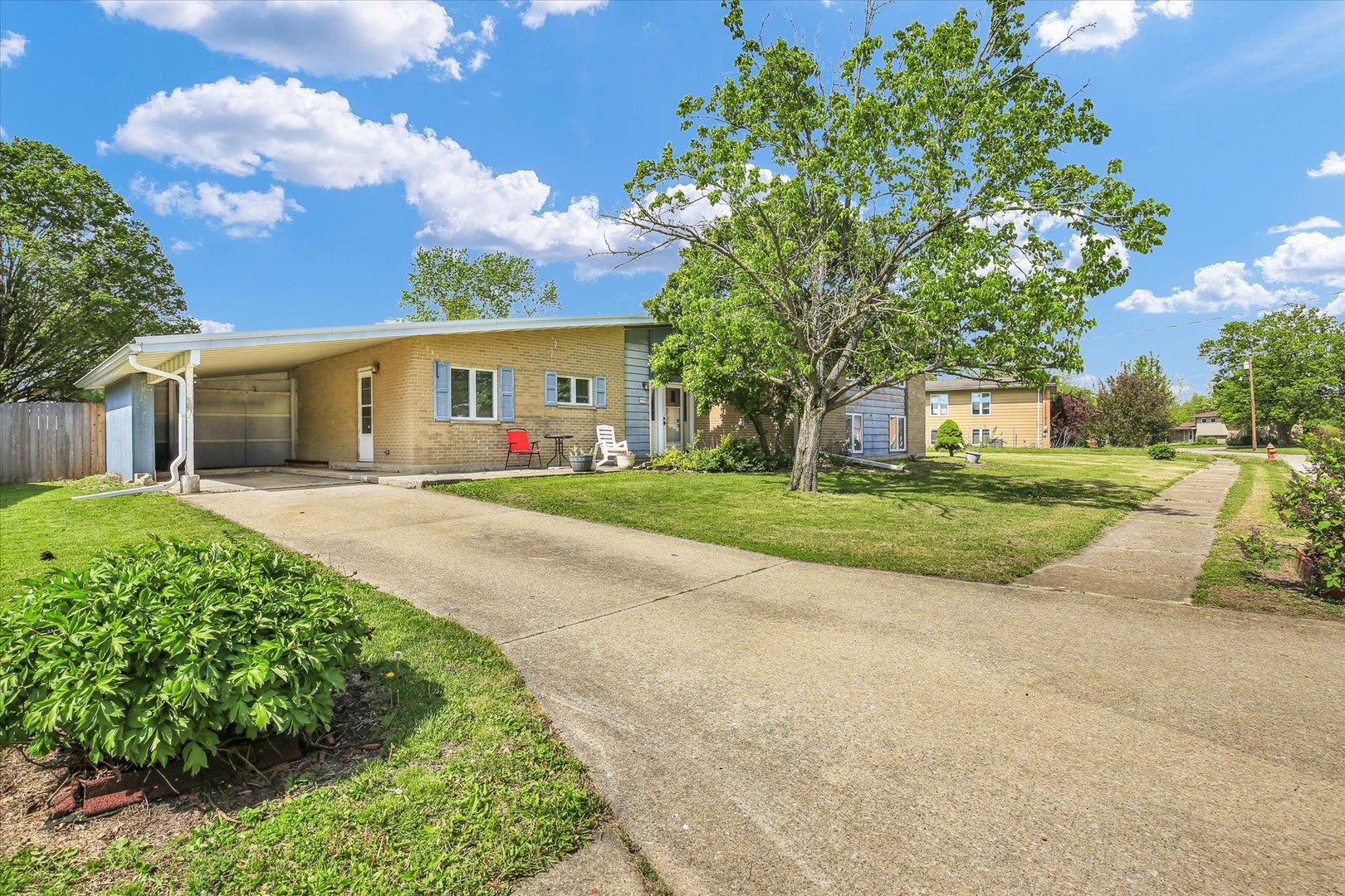 1520 S Pointe Drive