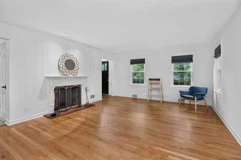 Tiny photo for 14 Walnut Road, Glen Ellyn, IL 60137 (MLS # 12653942)