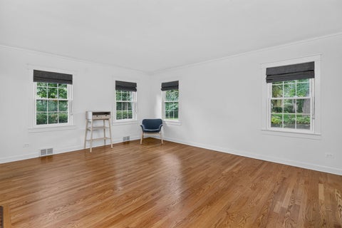 Tiny photo for 14 Walnut Road, Glen Ellyn, IL 60137 (MLS # 12653942)