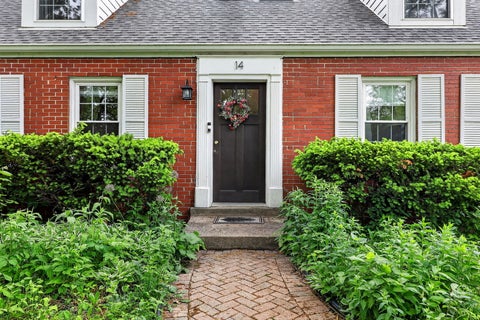 Tiny photo for 14 Walnut Road, Glen Ellyn, IL 60137 (MLS # 12653942)