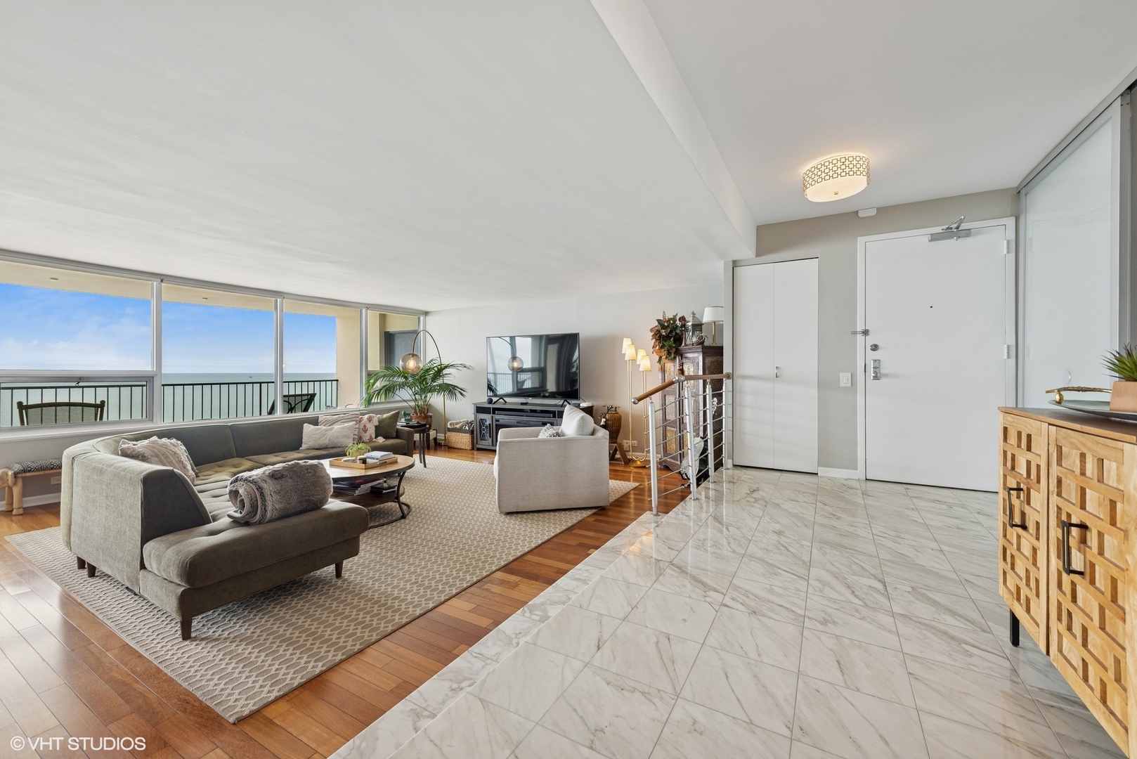 5733 N SHERIDAN Road 29D